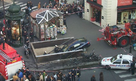 Wypadek samochodowy [.jpg]